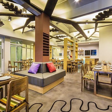 Atelier Suites Bangkok Exterior photo